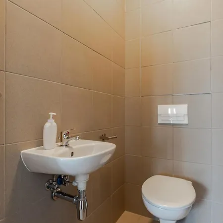 Magnolie Presidential Garden Free Parking Pozsony