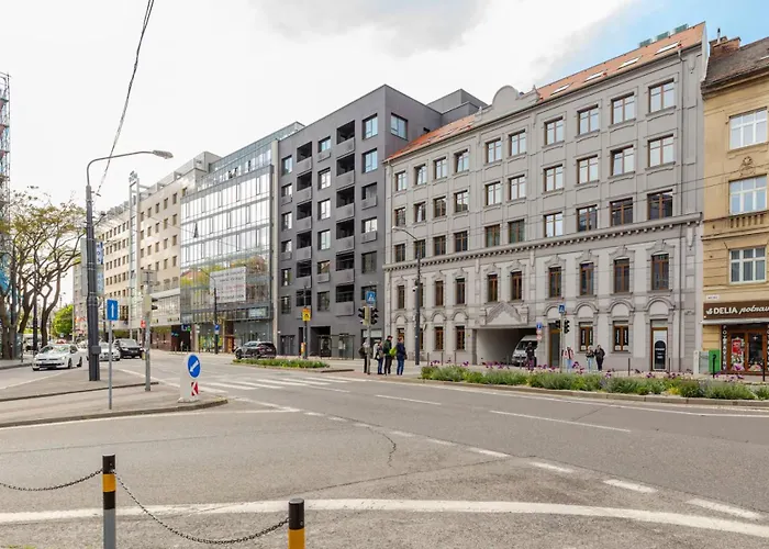 Apartamento Magnolie Presidential Garden Free Parking Bratislava