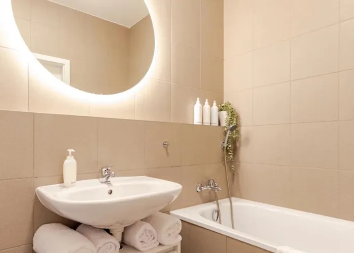 Magnolie Presidential Garden Free Parking