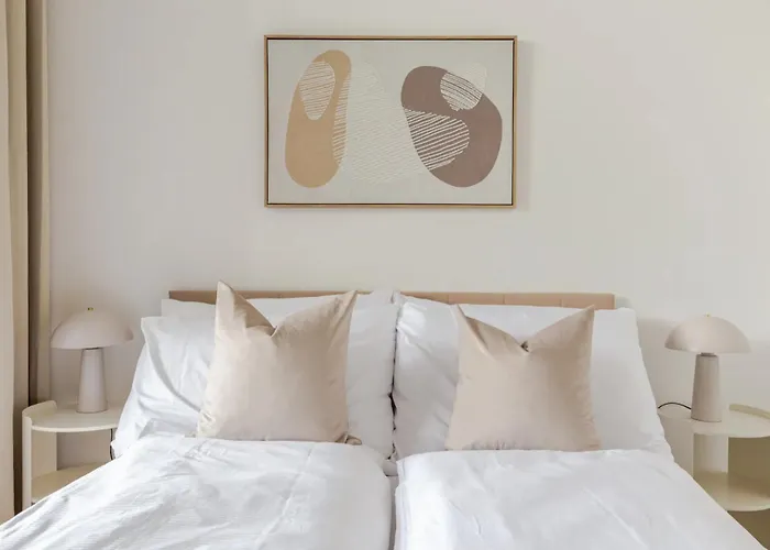 Magnolie Presidential Garden Free Parking Bratislava